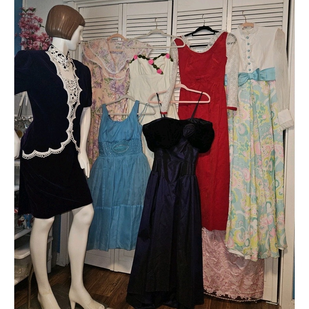 Vintage Women Dress Lot For Resale 14 Various Sizes & Makers 50s 60s 70s 80s